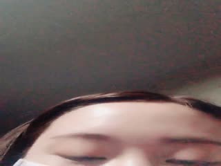 逼逼很粉嫩皮肤白皙口罩妹子漏奶漏逼自摸微毛粉色逼逼很是诱惑喜欢不要错过